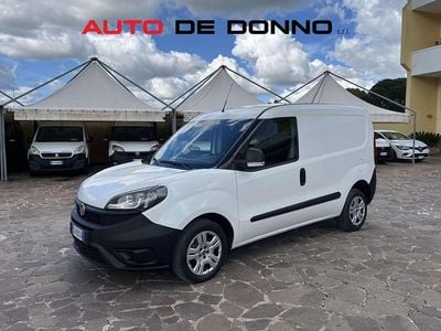 Usata Fiat Doblò 105 CV (77 kW) 2021 Bianco Monovolume