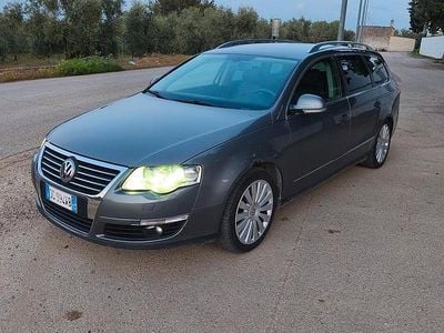Usata VW Passat Highline 170 CV (125 kW) 2008 Grigio Station wagon