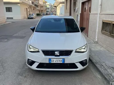 Usata Seat Ibiza FR 90 CV (66 kW) 2022 Bianco Utilitaria