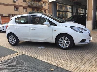 Usata Opel Corsa Innovation 90 CV (66 kW) 2016 Bianco Utilitaria