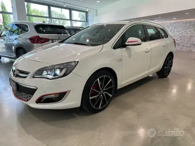 Usata Opel Astra S 136 CV (100 kW) 2015 Bianco Berlina