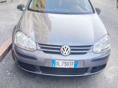 Usata VW Golf VI United 102 CV (75 kW) 2008 Grigio Utilitaria