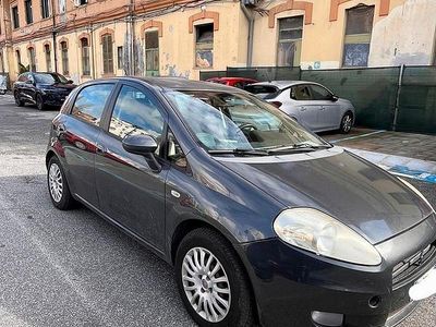 Usata Fiat Grande Punto 75 CV (55 kW) 2009 Grigio Utilitaria