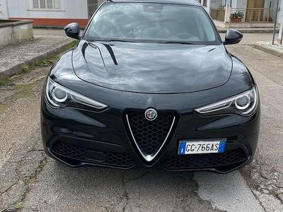 Usata Alfa Romeo Stelvio 160 CV (117 kW) 2021 Nero SUV