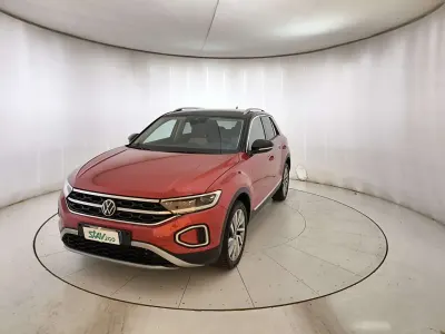Usata VW T-Roc Style 150 CV (110 kW) 2022 Rosso SUV