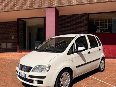 Usata Fiat Idea Active 95 CV (69 kW) 2012 Bianco Monovolume