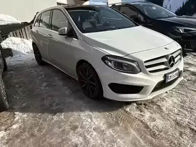 Usata Mercedes B180 109 CV (80 kW) 2018 Monovolume