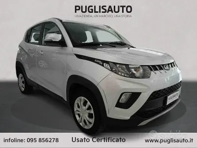 Usata Mahindra KUV100 87 CV (63 kW) 2020 Grigio SUV