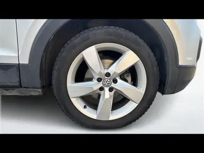 Usata VW T-Cross Advance 95 CV (69 kW) 2020 Grigio SUV