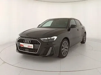 Usata Audi A1 Sportback S-Line 110 CV (80 kW) 2023 Nero mito metallizzato Utilitaria