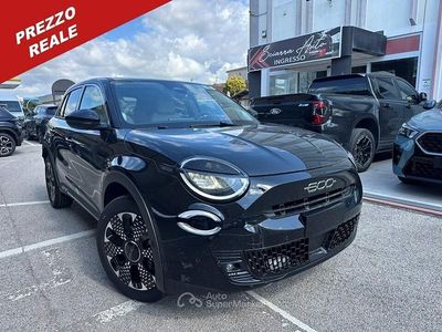 Nuova Fiat 600 La Prima 110 CV (80 kW) 2025 Nero SUV