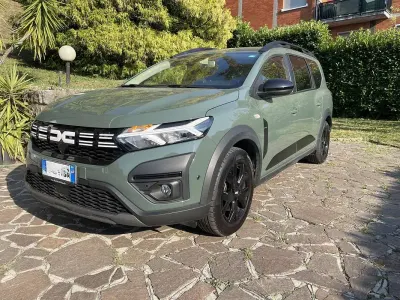 Usata Dacia Jogger Extreme 94 CV (69 kW) 2023 Verde Monovolume