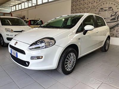 Usata Fiat Punto Street 70 CV (51 kW) 2014 Bianco Utilitaria