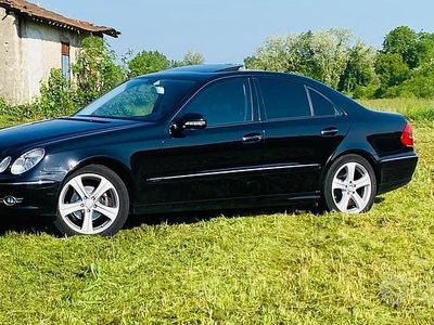 Usata Mercedes E220 2021 Nero Berlina
