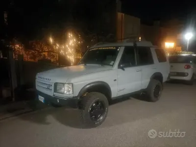 Usata Land Rover Discovery 138 CV (101 kW) 2002 Grigio SUV