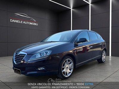 Begagnad Lancia Delta Platinum 190 HK (139 kW) 2012 Svart Halvkombi