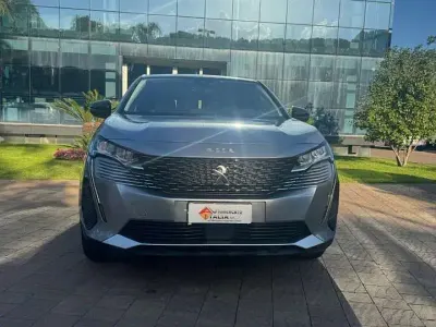 Usata Peugeot 3008 Allure 131 CV (96 kW) 2022 Grigio SUV