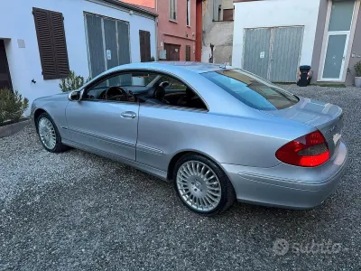 Usata Mercedes CLK240 170 CV (125 kW) 2002 Grigio Coupé