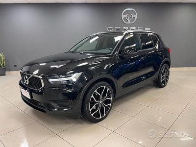 Usata Volvo XC40 Business Edition 150 CV (110 kW) 2018 Nero SUV