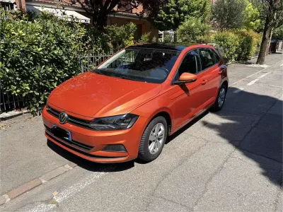 Usata VW Polo Comfortline 95 CV (69 kW) 2019 Arancione Utilitaria