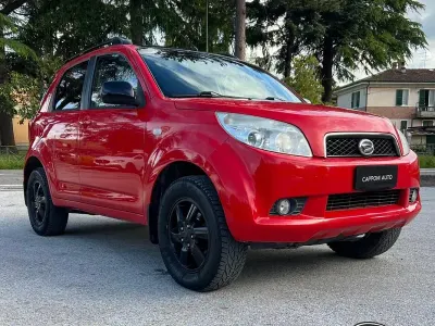 Usata Daihatsu Terios 105 CV (77 kW) 2007 Rosso SUV
