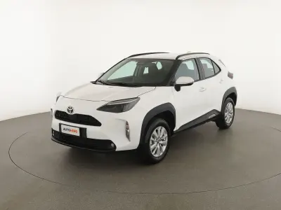 Usata Toyota Yaris Active 116 CV (85 kW) 2025 Bianco Utilitaria