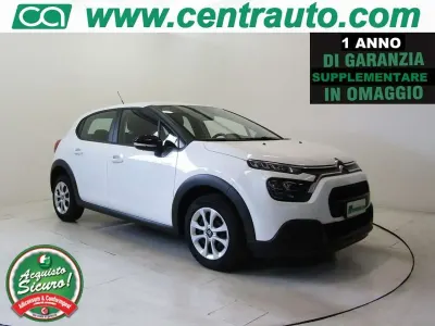 Używany Citroën C3 Feel 102 KM (75 kW) 2022 Biały Sedan/Limuzyna