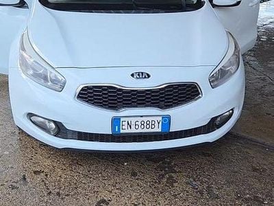 Usata Kia Ceed 110 CV (80 kW) 2012 Bianco Utilitaria