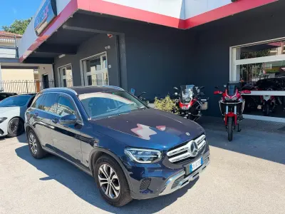 Usata Mercedes GLC200 163 CV (119 kW) 2022 Blu SUV