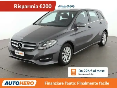 Usata Mercedes B180 Executive 122 CV (89 kW) 2016 Grigio Monovolume