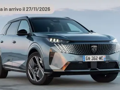Nuevo Peugeot 5008 Allure 136 kW (185 CV) 2026 Plateado SUV