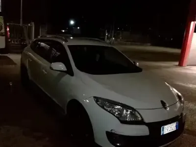 Usata Renault Mégane III 110 CV (80 kW) 2013 Bianco Berlina
