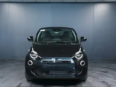 Nuova Fiat 500 65 CV (47 kW) 2026 Nero Utilitaria