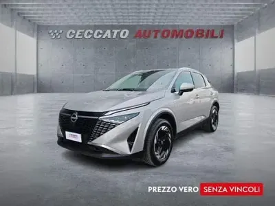 Usata Nissan Qashqai N-Connecta 140 CV (102 kW) 2025 Grigio SUV