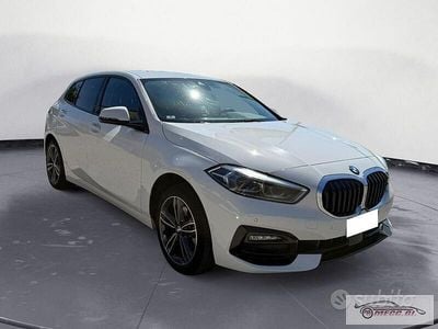 Käytetty BMW 118 M Sport 150 HP (110 kW) 2021 Nessuno Viistoperä