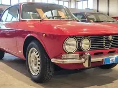 Occasion Alfa Romeo 2000 Veloce 131 PK (96 kW) 1973 Rood Coupé