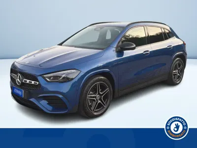 Usata Mercedes GLA200 AMG Line Premium 150 CV (110 kW) 2025 Blu metallizzato SUV