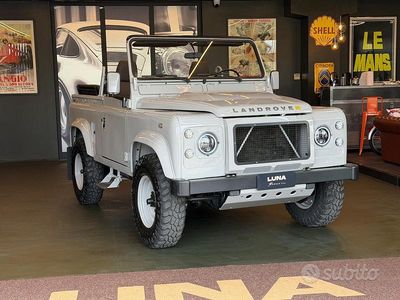 Usata Land Rover Defender 85 CV (62 kW) 1988 Grigio SUV