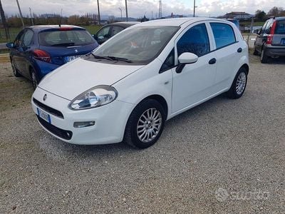 Usata Fiat Punto 77 CV (56 kW) 2018 Bianco Utilitaria