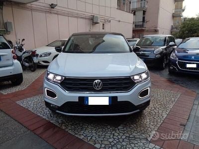 Usata VW T-Roc Advance 116 CV (85 kW) 2019 Bianco SUV