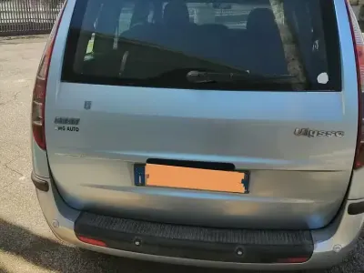 Usata Fiat Ulysse 109 CV (80 kW) 2002 Bluazzurro Monovolume