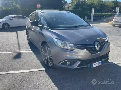 Usata Renault Scenic E-Tech 110 CV (80 kW) 2017 Grigio Monovolume