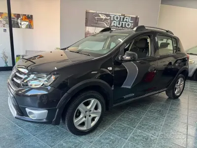 Usata Dacia Sandero Prestige 90 CV (66 kW) 2015 Nero Berlina