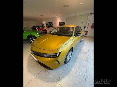 Usata Opel Astra Edition 110 CV (80 kW) 2024 Giallo Berlina