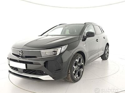 Usata Opel Grandland X Business Elegance 131 CV (96 kW) 2023 Nero SUV