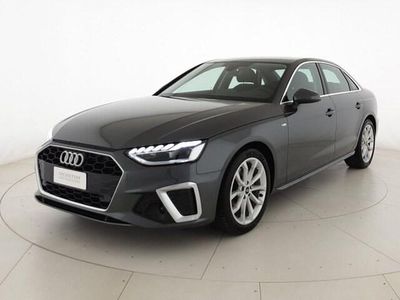 Usata Audi A4 S-Line 136 CV (100 kW) 2024 Grigio daytona perlato Berlina