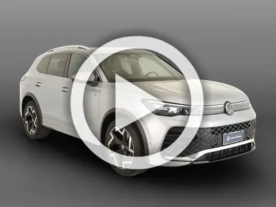 Usata VW Tiguan R-line 150 CV (110 kW) 2025 Argento SUV