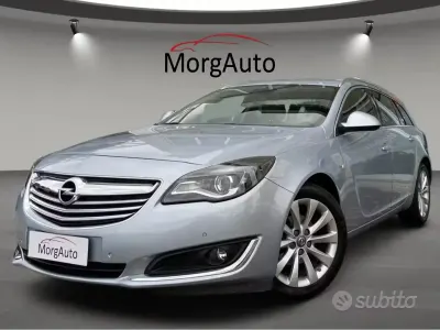 Usata Opel Insignia Cosmo 131 CV (96 kW) 2015 Blu/azzurro Station wagon