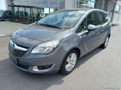 Usata Opel Meriva 101 CV (74 kW) 2015 Grigio Monovolume