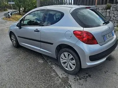 Usata Peugeot 207 88 CV (64 kW) 2007 Grigio Berlina
